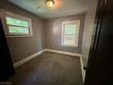 Picture of undefined, number 10