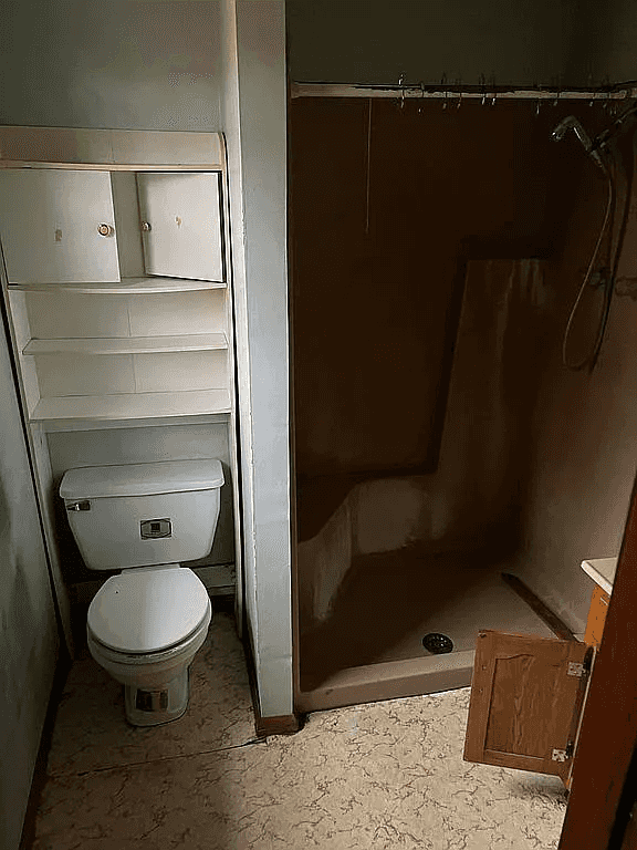 Picture of undefined, number 4