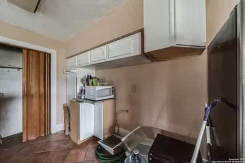 Picture of undefined, number 12