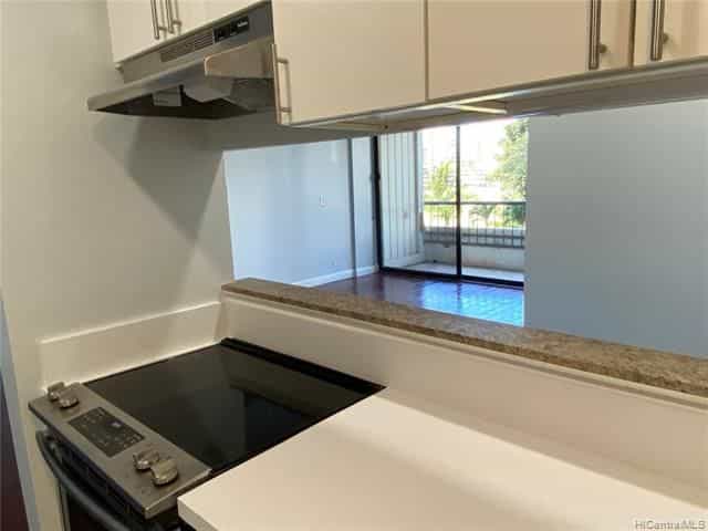 Picture of undefined, number 4