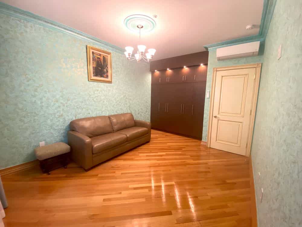 Picture of undefined, number 36