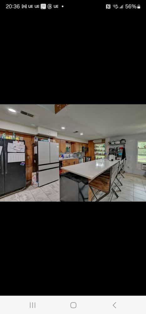 Picture of undefined, number 3