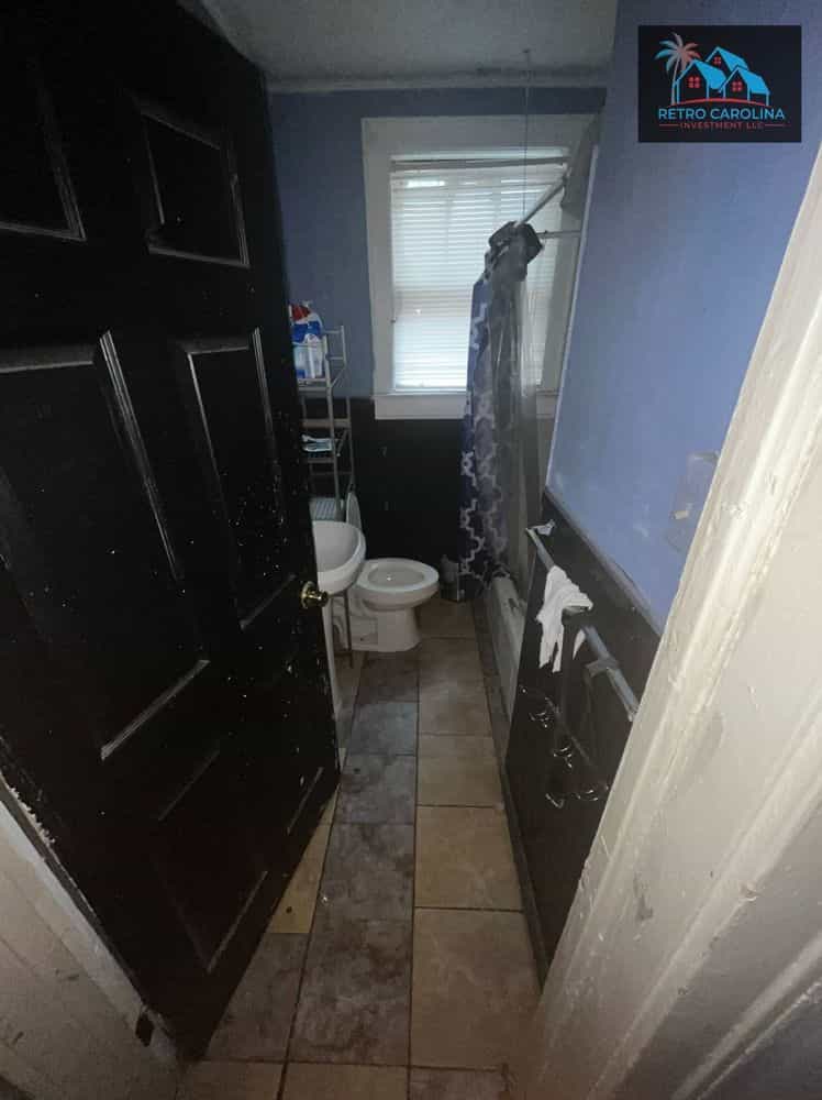 Picture of undefined, number 9