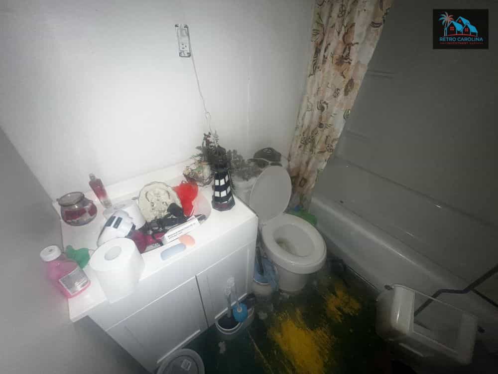 Picture of undefined, number 9
