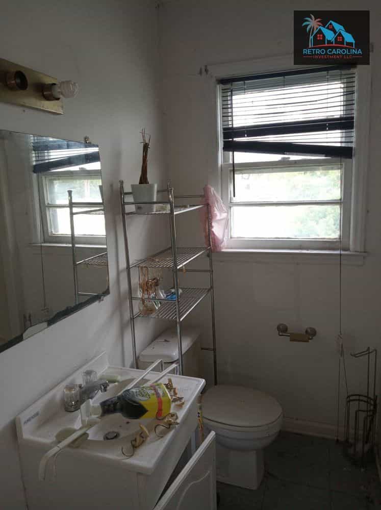 Picture of undefined, number 9