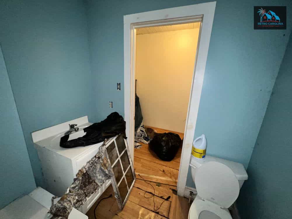 Picture of undefined, number 9