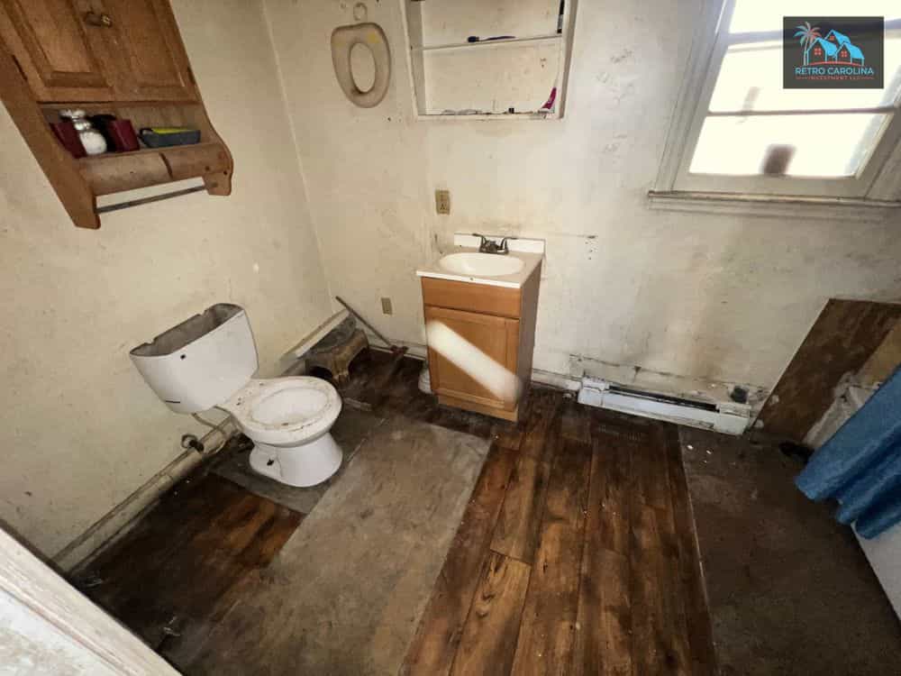 Picture of undefined, number 9