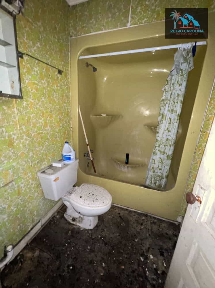 Picture of undefined, number 9
