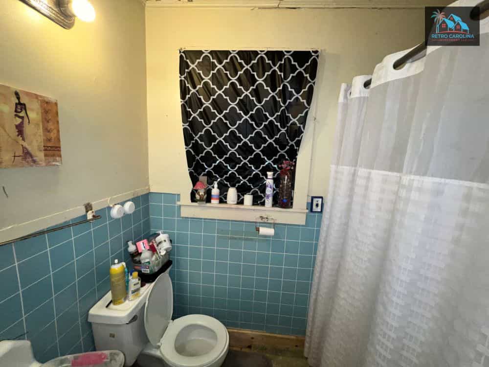 Picture of undefined, number 9