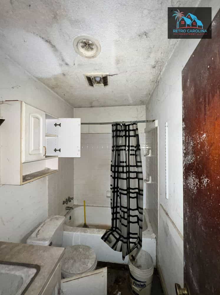 Picture of undefined, number 9