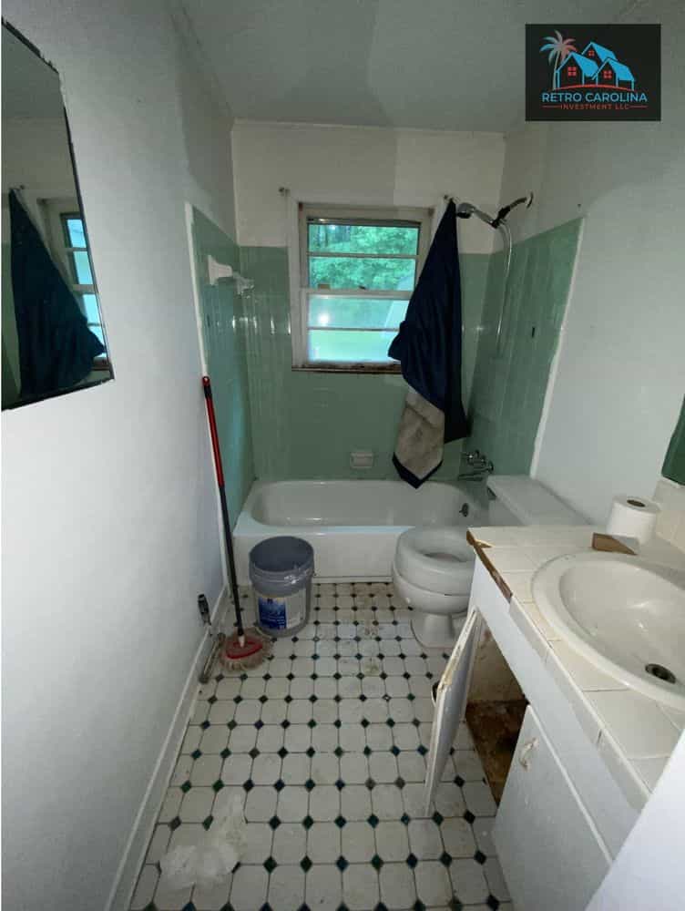 Picture of undefined, number 9