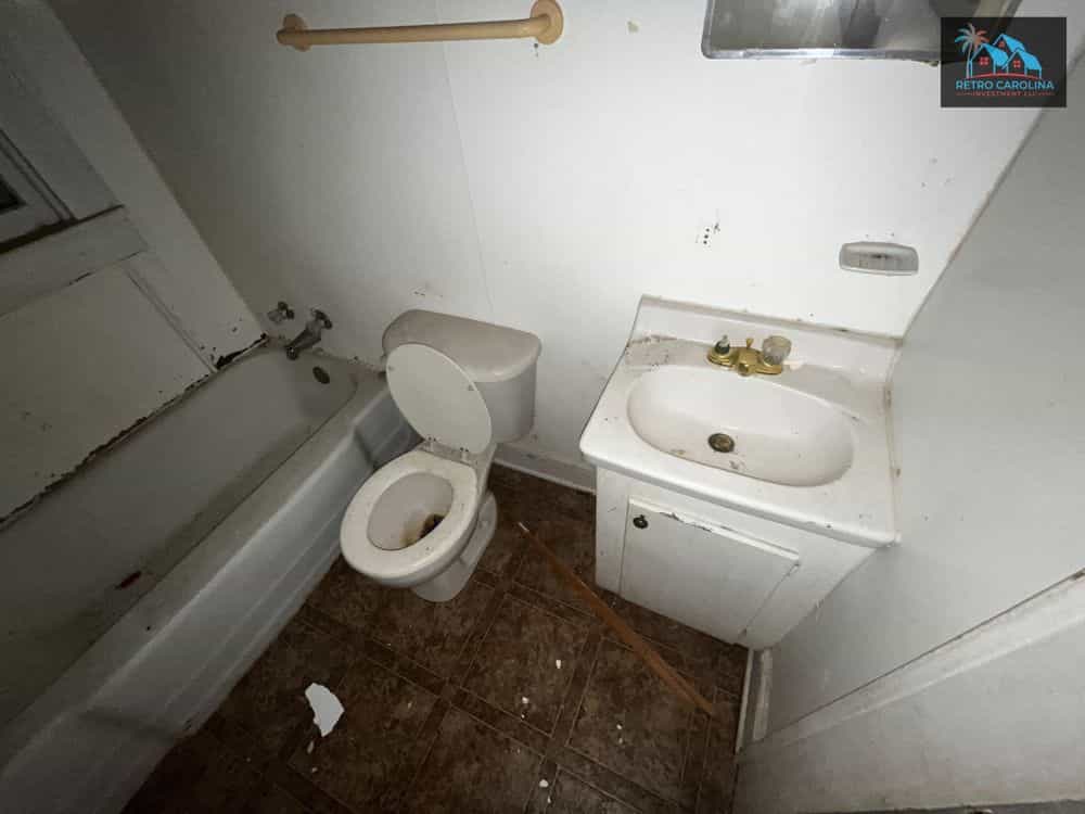 Picture of undefined, number 9