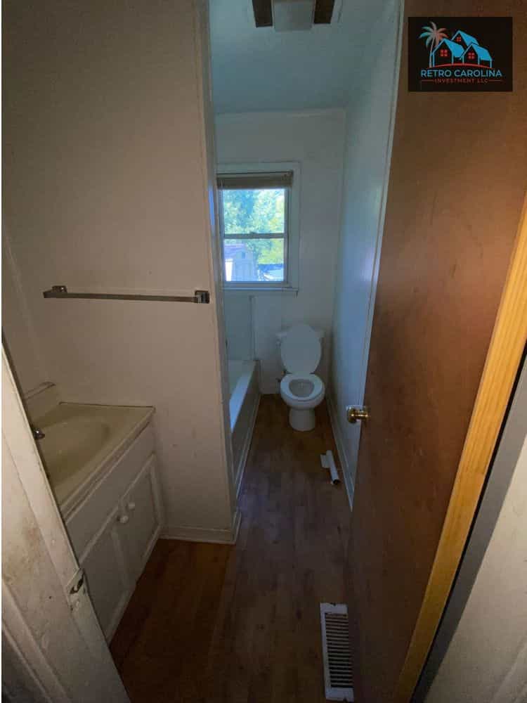 Picture of undefined, number 9
