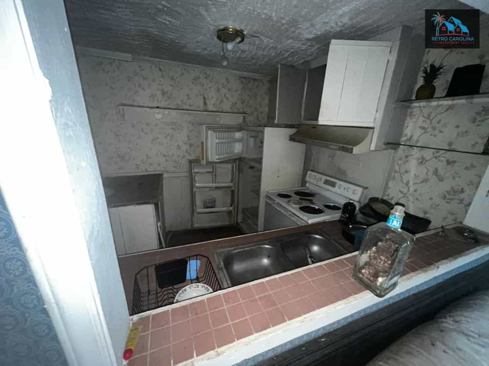 Picture of undefined, number 10