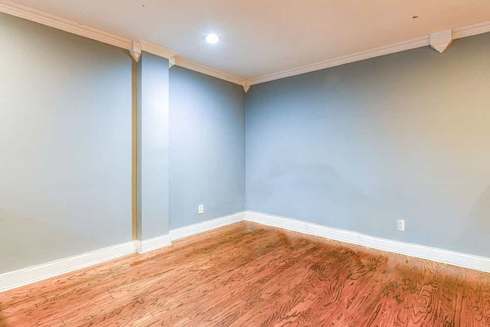 Picture of undefined, number 8