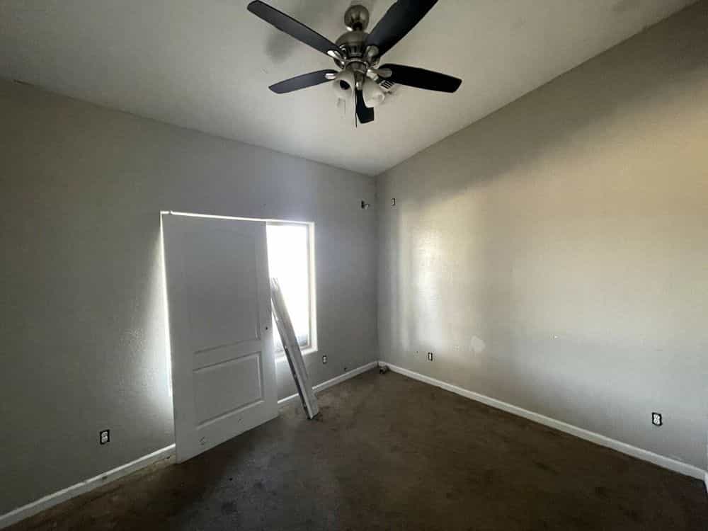 Picture of undefined, number 17