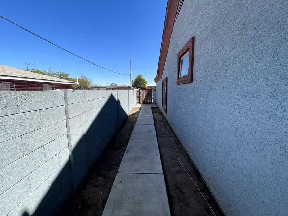 Picture of undefined, number 27