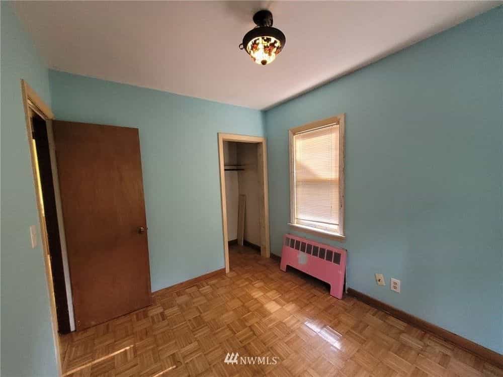 Picture of undefined, number 11