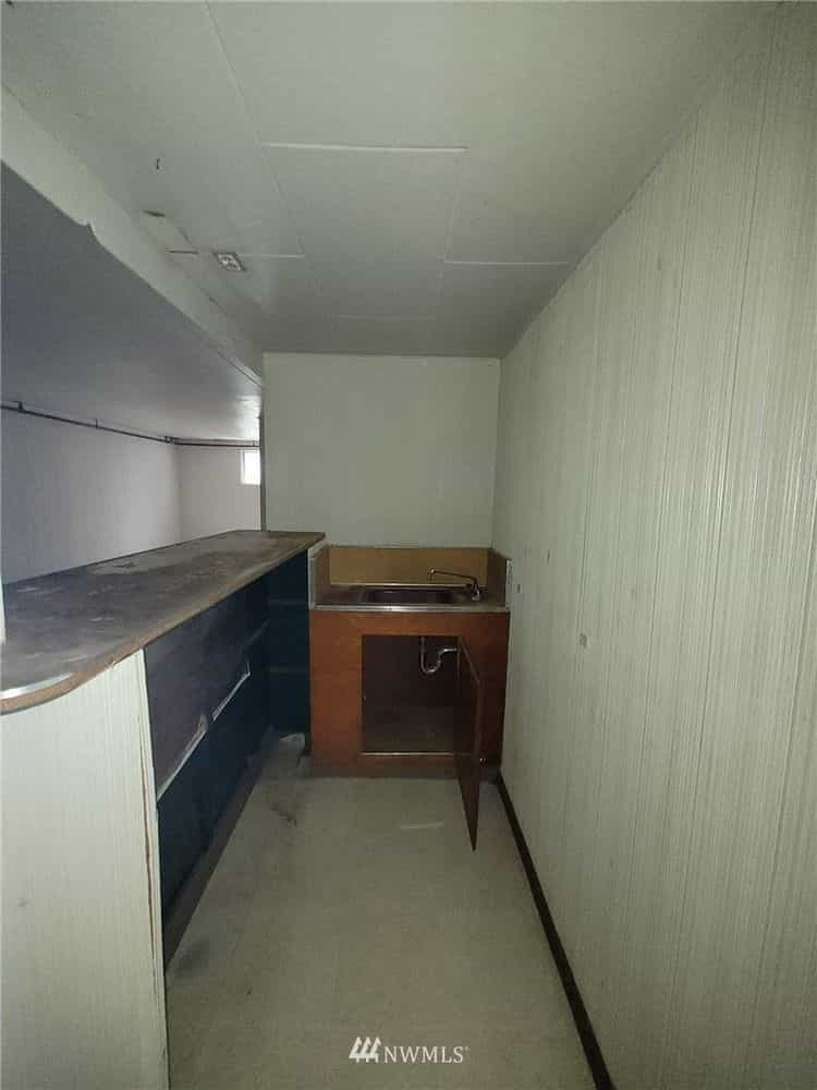 Picture of undefined, number 19
