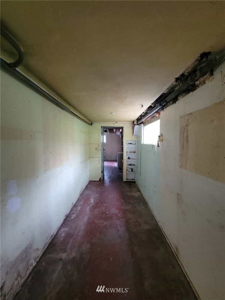 Picture of undefined, number 28