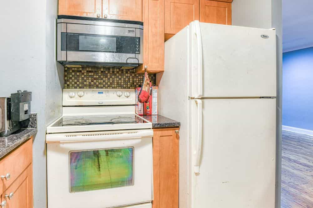 Picture of undefined, number 2