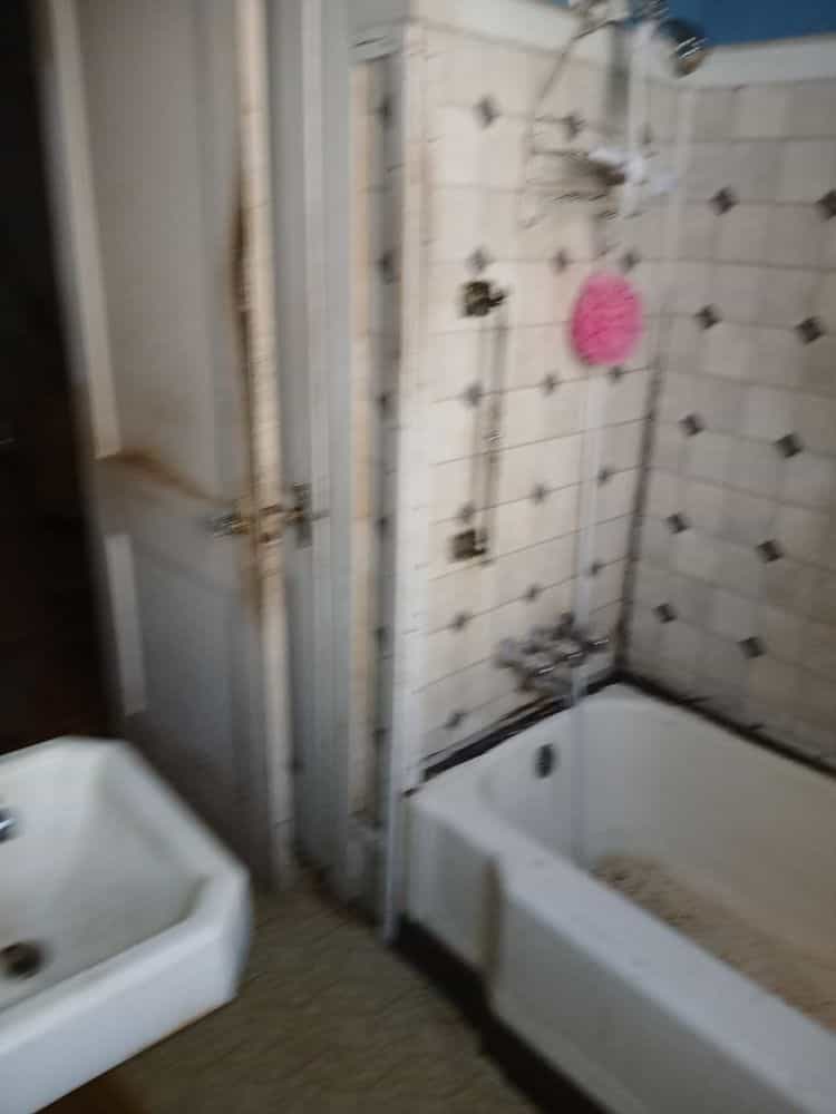 Picture of undefined, number 18