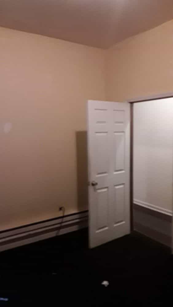 Picture of undefined, number 4