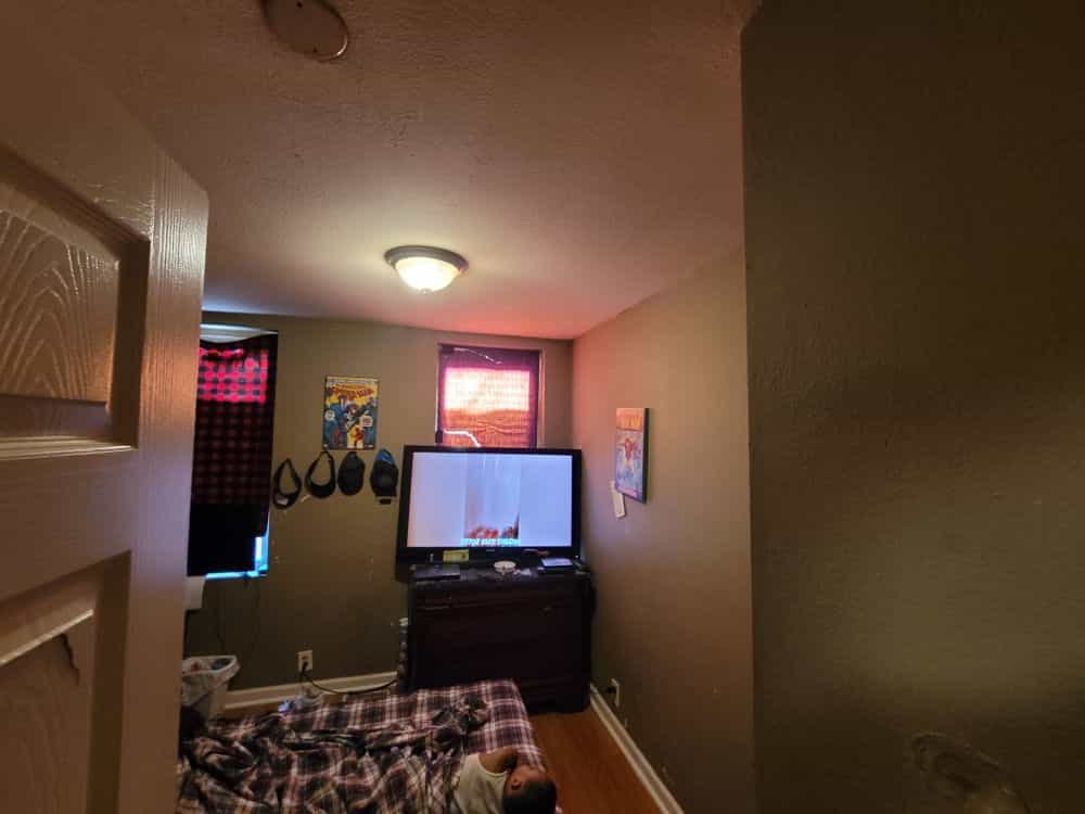 Picture of undefined, number 10