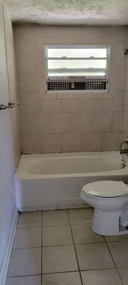 Picture of undefined, number 6