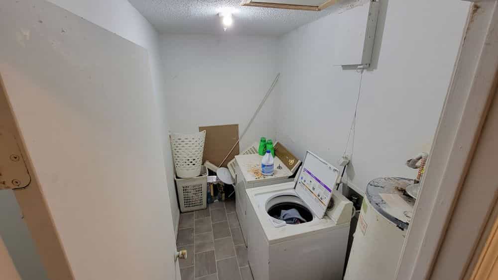 Picture of undefined, number 4