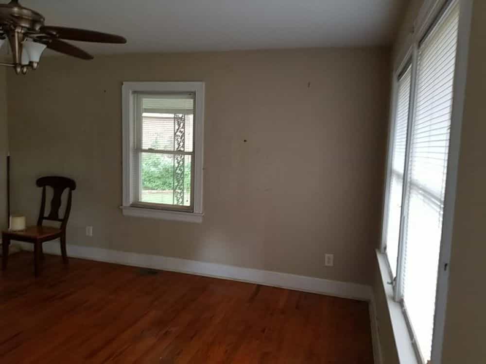 Picture of undefined, number 2