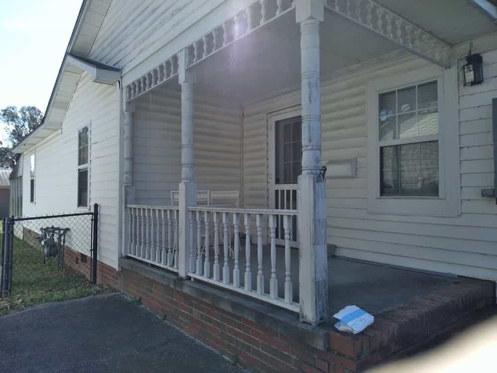Picture of undefined, number 2
