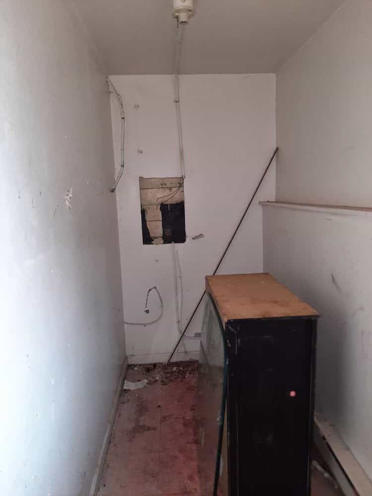 Picture of undefined, number 9