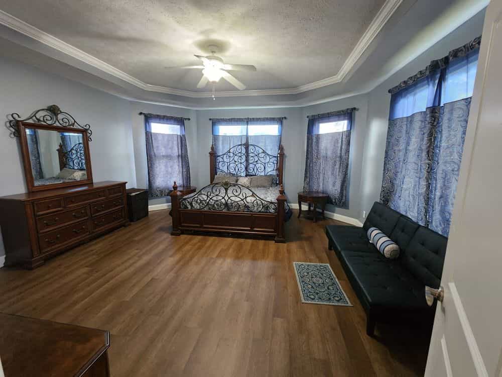 Picture of undefined, number 13