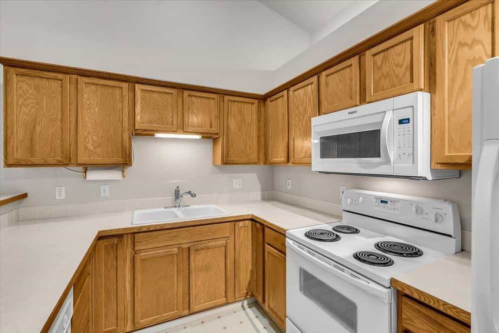 Picture of undefined, number 8