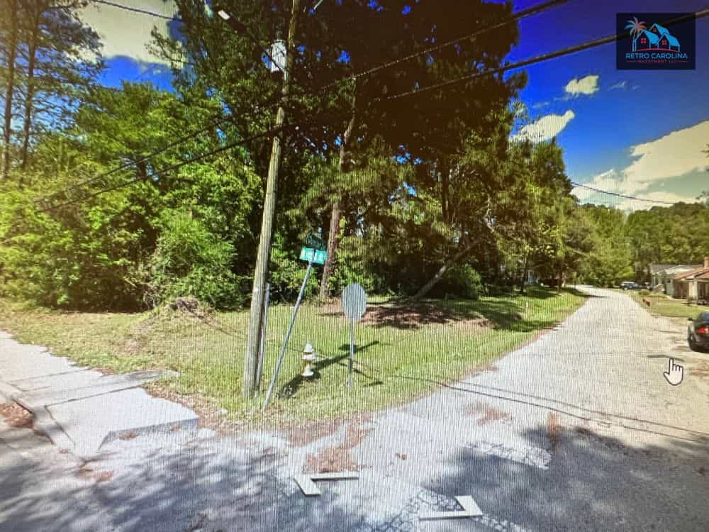 Picture of undefined, number 1