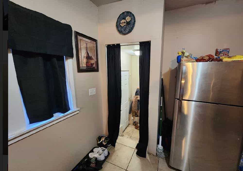 Picture of undefined, number 5