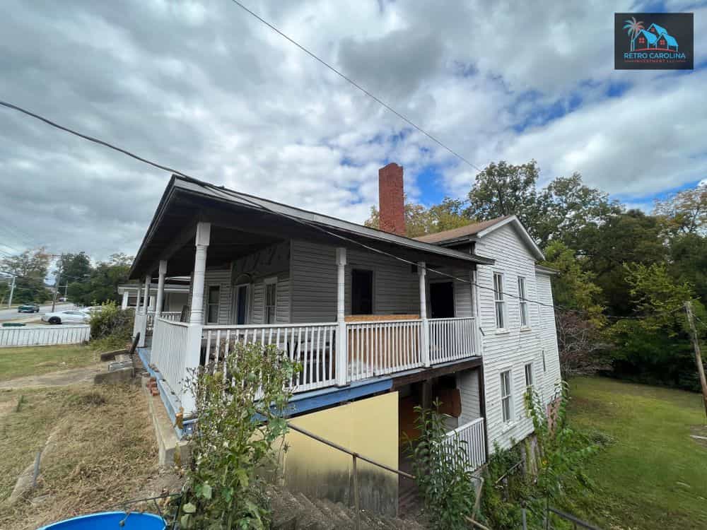 Picture of undefined, number 2
