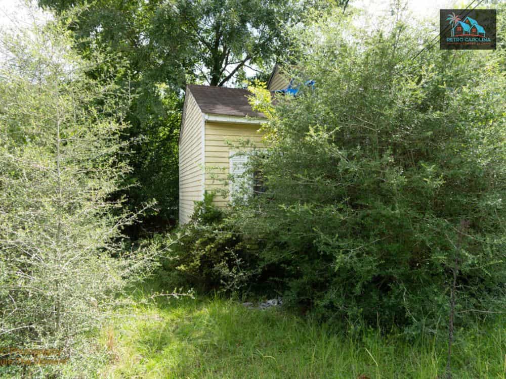 Picture of undefined, number 2