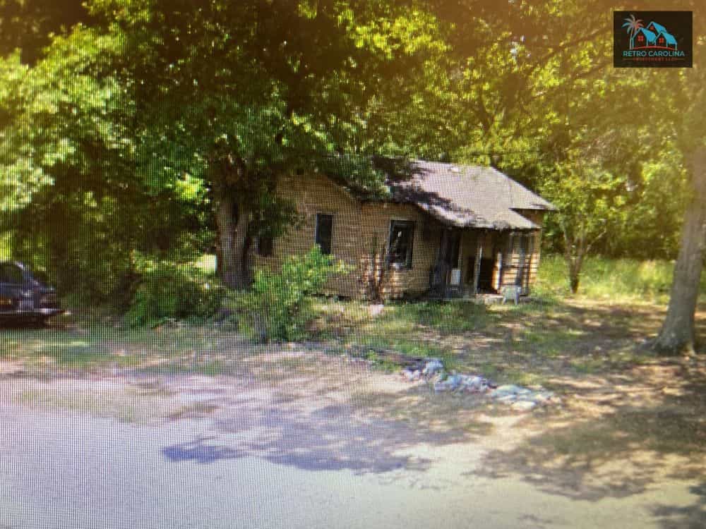 Picture of undefined, number 2