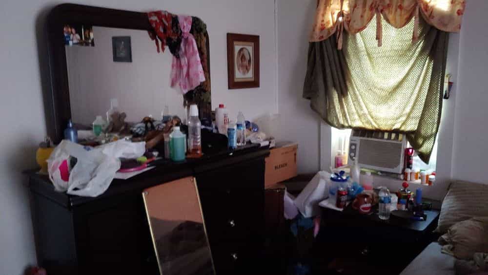 Picture of undefined, number 3