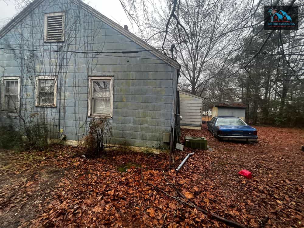Picture of undefined, number 3