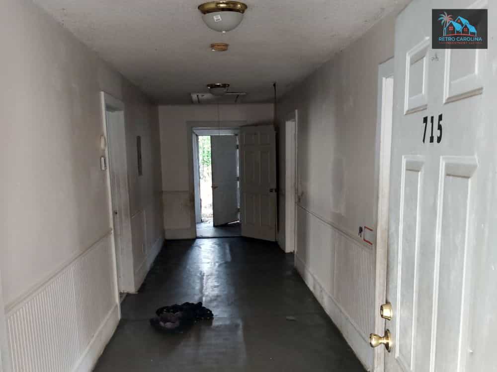 Picture of undefined, number 3