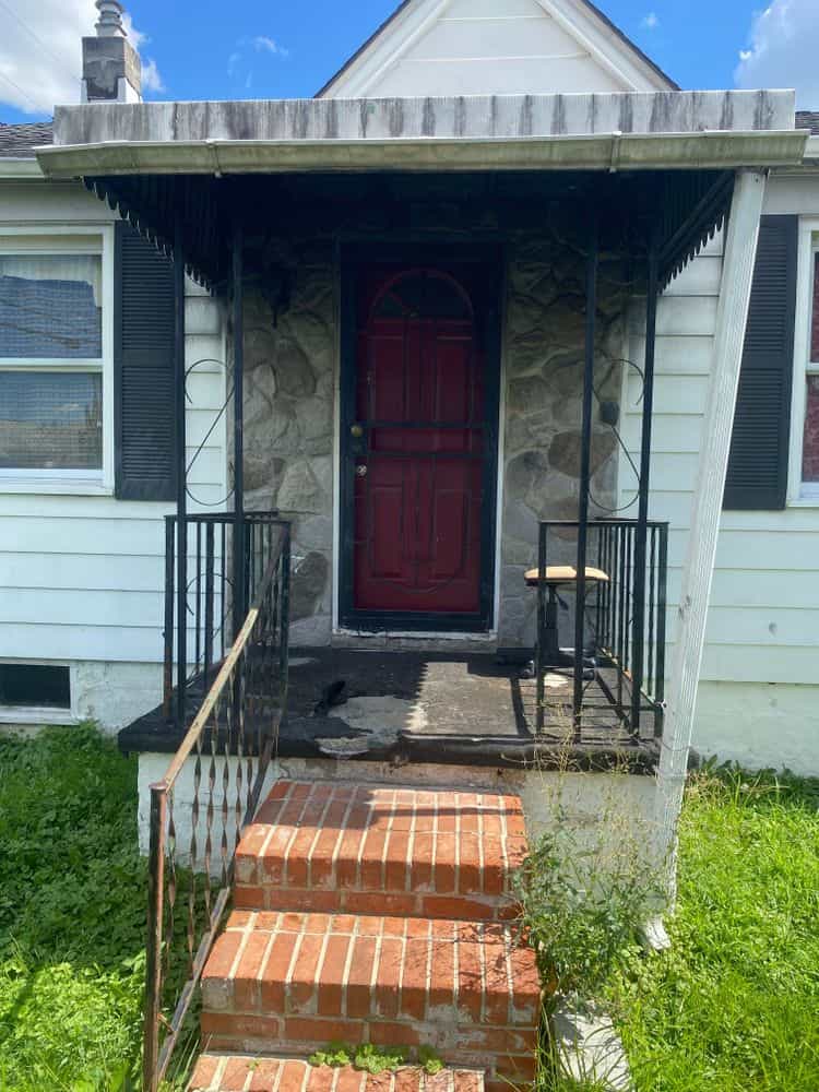 Picture of undefined, number 8