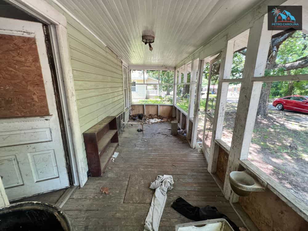 Picture of undefined, number 4