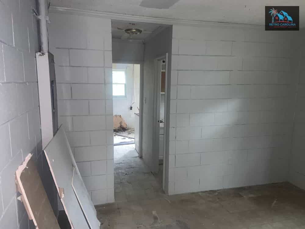 Picture of undefined, number 4