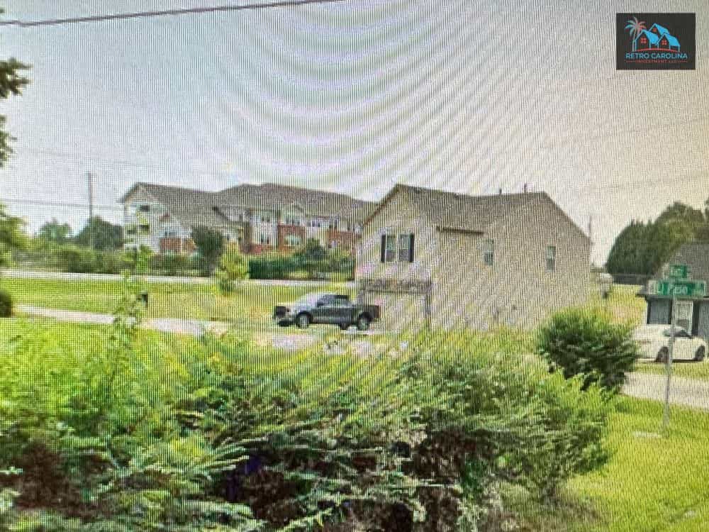 Picture of undefined, number 4