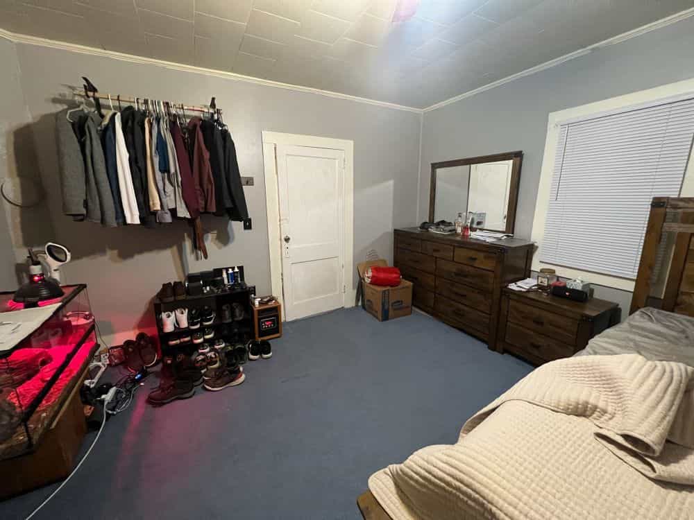 Picture of undefined, number 1