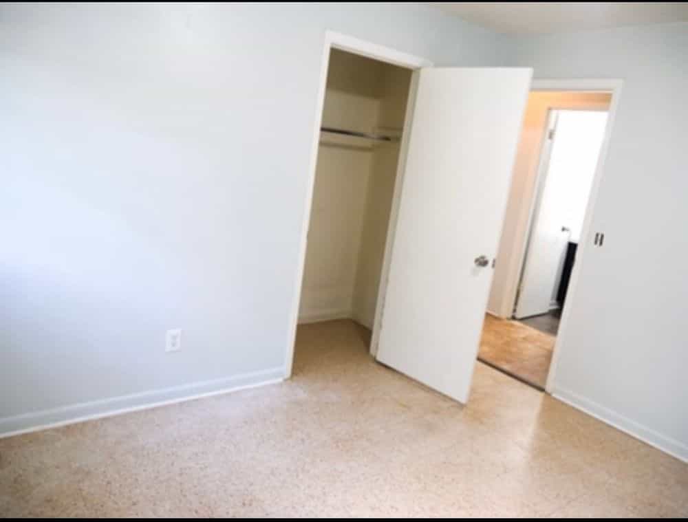 Picture of undefined, number 22