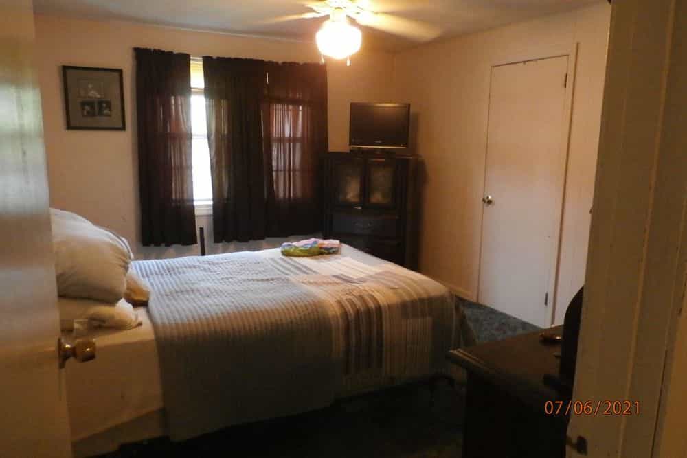 Picture of undefined, number 5